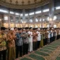 Qunut subuh menjadi salah satu persoalan fiqih yang diperselisihkan ulama empat mazhab. Perbedaan itu juga memengaruhi hukum sujud sahwi ketika seseorang meninggalkan qunut dalam shalat subuh.( Poto : Arina.id ).