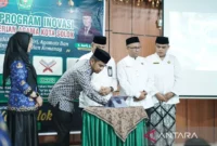 Wali Kota Solok Ramadhani Kirana Putra saat menghadiri peluncuran lima inovasi penguatan karakter religius yang digagas Kemenag Kota Solok, Sumatera Barat. ( poto : ANTARA )