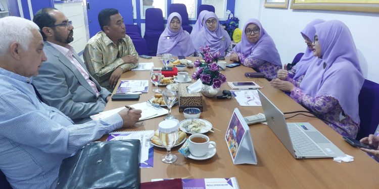 Salimah menerima kunjungan ulama Jerman membahas kolaborasi dakwah.( poto : chanelmuslim.com)
