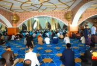 hukum bersyair didalam Masjid ( poto : masjid raya Al-jabar )