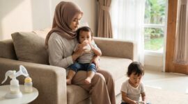 ilustrasi dua anak saudara sepersusuan( poto : halodoc ).