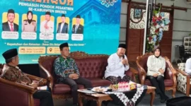 Ratusan pengasuh pesantren di Brebes deklarasikan komitmen pesantren anti kekerasan seksual.( poto : nu online )