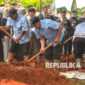 Simak panduan dan batasan mengantar jenazah dalam Islam.( poto: republika)