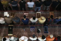 Ilustrasi Hukum Memberi Amplop Setelah Shalat Jenazah.(poto: nuonline).