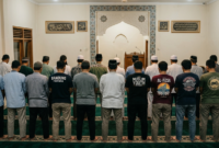 Hukum shalat memakai baju bergambar menurut penjelasan Syekh Muhammad Shiddiq al Minsyawi.(poto : cahayakompas).