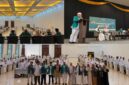Owner Arasy Tour Indonesia, Ustaz Andre Satria, bersama narasumber dan calon jemaah saat pelaksanaan Manasik Umrah Arasy Tour Indonesia di Grand Semagi Hotel Bungo, Sabtu (11/7/2026).(poto: jambiprima.com)