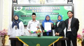 BPJS Kesehatan Kantor Cabang Muara Bungo dan Pengadilan Agama Muara Bungo menandatangani Perjanjian Kerja Sama (PKS) untuk memperkuat sinergi dalam optimalisasi Program JKN.(poto: jambiprima.com).