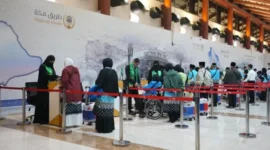 Kementerian Haji dan Umrah (Kemenhaj) menetapkan seluruh aktivitas keberangkatan dan kepulangan jemaah umrah dan jemaah haji khusus melalui Bandara Internasional Soekarno-Hatta.( poto : padangkita.com )