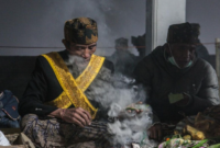Ilustrasi Seorang Dukun Membaca Mantera( poto : istimewa)