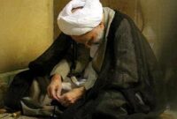 Imam Ahmad bin Hanbal menunjukkan keteguhan iman luar biasa saat menghadapi ujian berat fitnah Quran makhluk di empat era kekhalifahan.(poto: bincangsyaria'ah).
