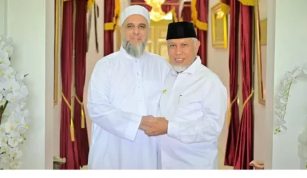 Gubernur Sumbar Mahyeldi tekankan pentingnya fikih wasathiyah untuk persatuan umat dalam forum Nadwah Fiqhiyyah Internasional bersama ulama Suriah.