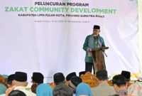 Gubernur Sumatera Barat (Sumbar), Mahyeldi Ansharullah meluncurkan Program Zakat Community Development (ZCD) Kampung Zakat.( poto: padangkita.com).