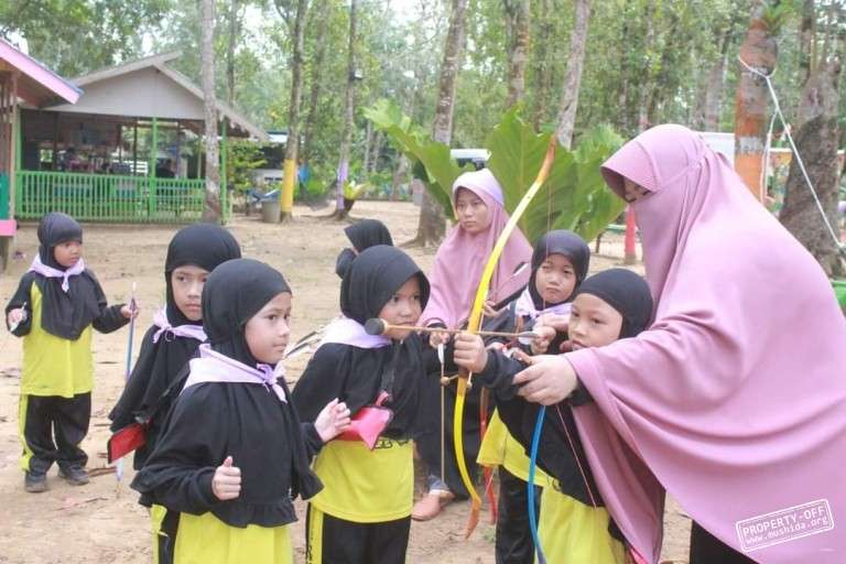 Muslimat Hidayatullah menyambut peringatan Hari Anak Nasional 2026.(poto: hidayatullah.com).