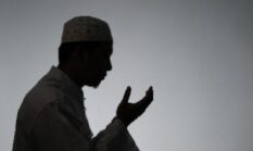 3 Orang yang Doanya Paling Mustajab Menurut Hadis Nabi