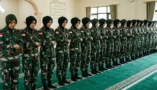 Posisi Imam Perempuan dalam Shalat Berjamaah.(poto: nuonline).