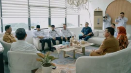 Bupati Solok Selatan H. Khairunas bersama jajaran  Pemerintah Kabupaten Solok Selatan melakukan pertemuan dengan Direktur Jenderal Pendidikan Islam Kementerian Agama, Prof. Dr. H. Suyitno, di Jakarta, Senin (29/6/2026). ( poto : sumbardayli.com)