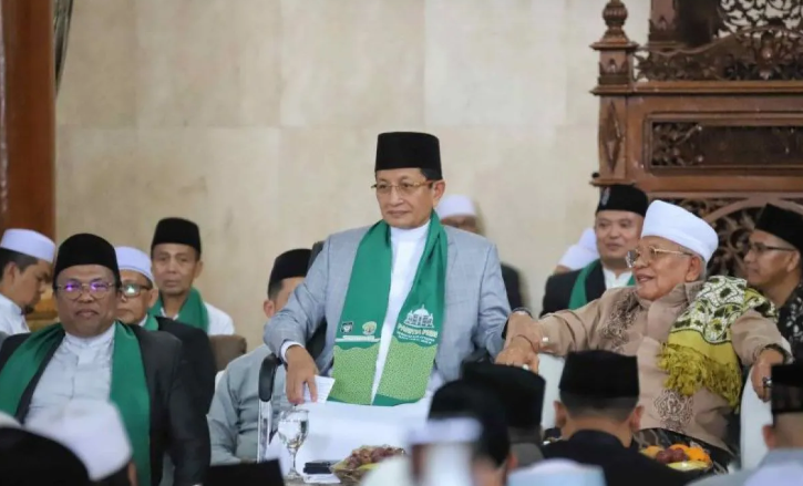 Menteri Agama Nasaruddin Umar saat Menag menghadiri peringatan Maulid Nabi Muhammad SAW 1448 Hijriah di Masjid Jami At Taqwa, Kampung Ujung Harapan, Kecamatan Babelan, Kabupaten Bekasi.(poto: istimewa).