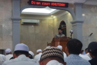 Khatib sedang berkhutbah.(Ilustrasi Poto: istimewa).