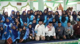 Wali Kota Padang Fadly Amran menghadiri peringatan Maulid Nabi Muhammad SAW yang digelar Pimpinan Anak Cabang (PAC) Persatuan Tarbiyah Islamiyah (Perti) Kecamatan Padang Selatan, di Masjid Raya Teluk Bayur.(poto: seriusnews.id).