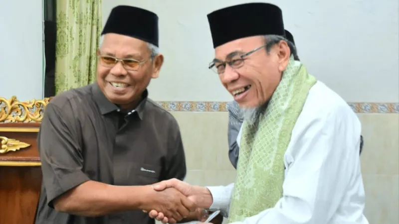 Wakil Wali Kota Padang Maigus Nasir jadikan peringatan Maulid Nabi sebagai momentum perkuat Smart Surau.(poto: seriusnews.id).