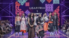 Perancang busana sekaligus pengamat mode dari Indonesian Fashion Chamber (IFC) Lisa Fitria dalam perhelatan fesyen 