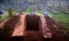 Siapa yang Setia Menemani Manusia di Dalam Kubur?