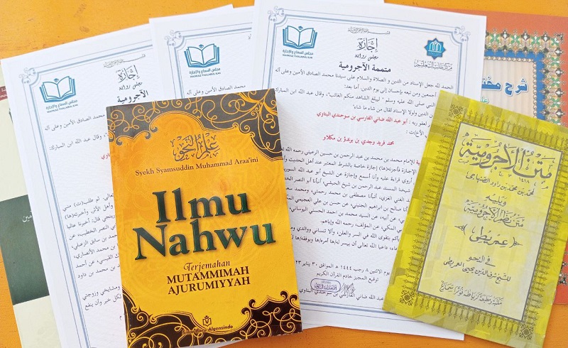 Kitab Al-jurumiyyah.(poto: immimpangkep.ponpes.id).