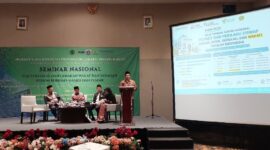 Direktur Pemberdayaan Zakat dan Wakaf Kemenag, Prof. Waryono Abdul Ghafur, memaparkan skema ekoteologi tersebut di Jakarta pada Jumat (11/9/2026).(poto: kemenag.go.id).