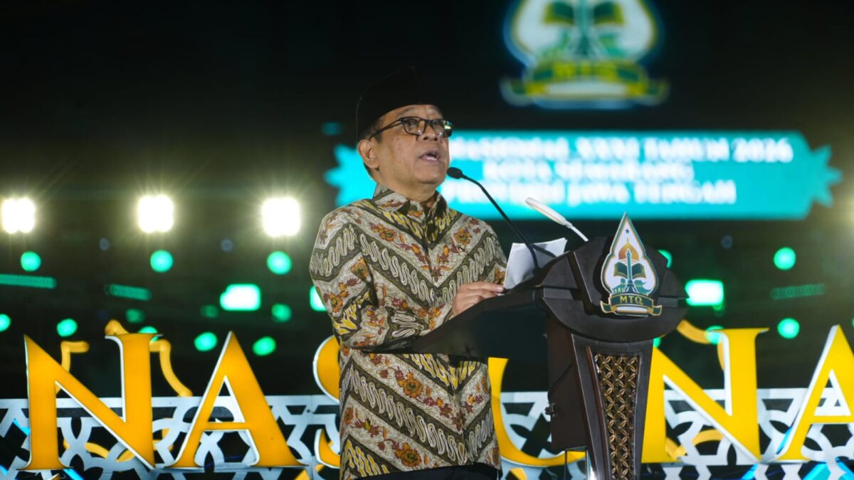 Menteri Koordinator Bidang Pembangunan Manusia dan Kebudayaan (Menko PMK) Pratikno membuka gelaran MTQ Nasional XXXI 2026 di Lapangan Pancasila Kota Semarang, Jawa Tengah.(poto: kemenag.go.id).