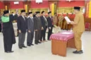 Wali Kota Pariaman Yota Balad resmi melantik lima pimpinan Badan Amil Zakat Nasional periode 2026-2031.(poto: padangkita.com).