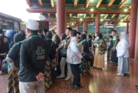 Jamaah umrah membatalkan penerbangan lantaran penutupan sementara Bandara Internasional Soekarno-Hatta (Soetta) akibat sebaran abu vulkanik letusan Gunung Anak Krakatau.(poto: nuonline).