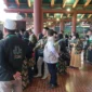 Jamaah umrah membatalkan penerbangan lantaran penutupan sementara Bandara Internasional Soekarno-Hatta (Soetta) akibat sebaran abu vulkanik letusan Gunung Anak Krakatau.(poto: nuonline).