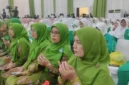 Pengurus Muslimat NU Jakarta Timur pada pelantikan PBNU 2026-2031 di Pesantren Al-Hamid, Jakarta, Sabtu (24/10/2026).(poto: nu online).
