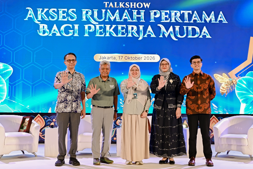 Kegiatan gelar wicara bertajuk “Akses Rumah Pertama bagi Pekerja Muda” dalam ajang Indonesia Sharia Economic Festival (ISEF) 2026 di Jakarta, Sabtu (17/10/2026).(poto: republika).